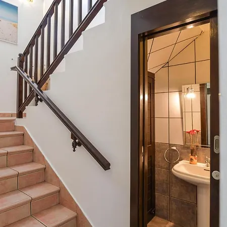 Villa Ruby Lucas